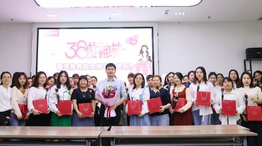 春風十里不如你：雷茨慶祝第100個婦女節(jié)！